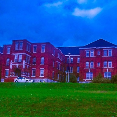 Huronia regional centre admissions building